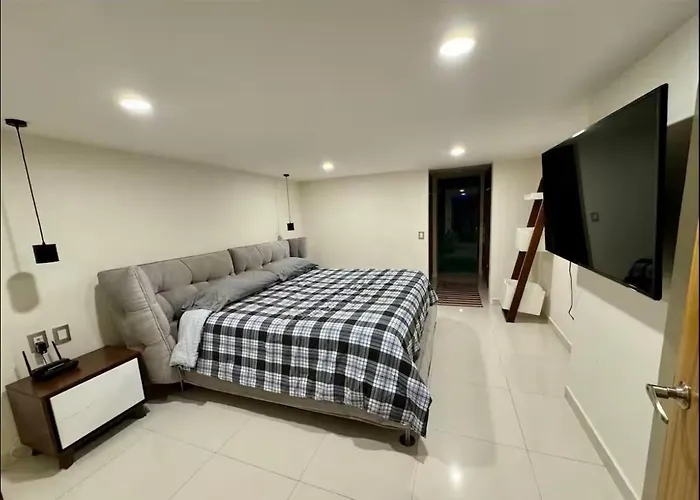 Zona Rosa Amberes 33 A 2 Cuadras Del Cas Y Del ángel Apartamento